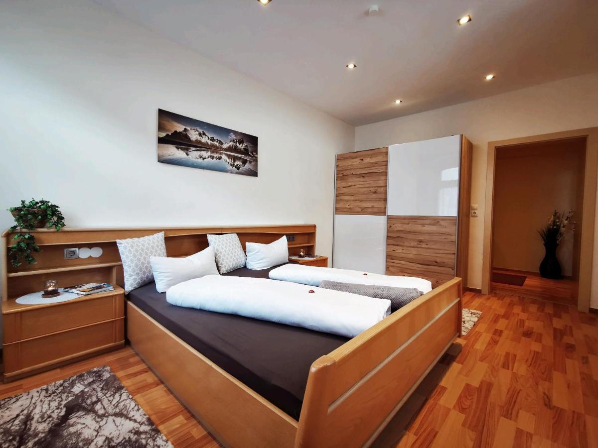 A Traumhafte Zirbenwohnung プルツ エクステリア 写真
