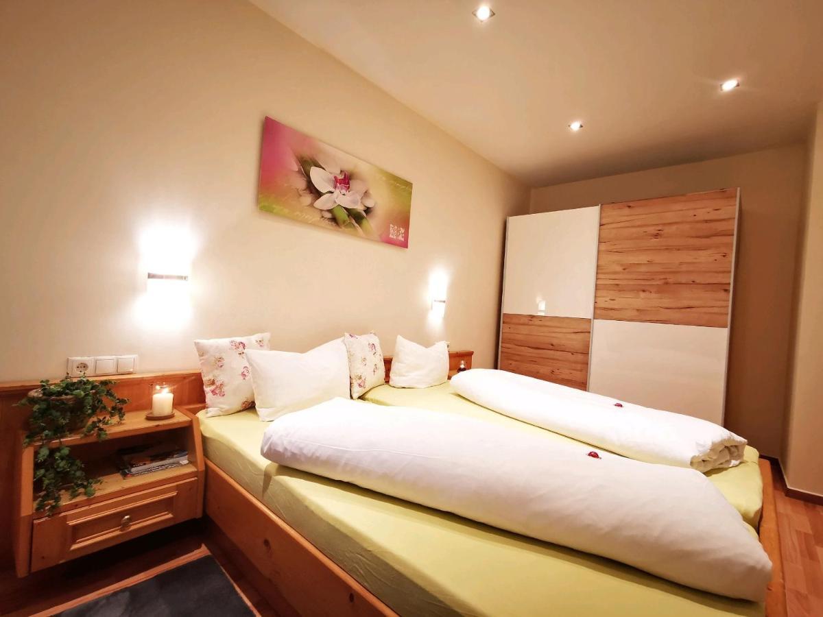 A Traumhafte Zirbenwohnung プルツ エクステリア 写真